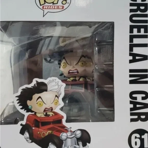 Funko rides 61 Disney Villains
-Cruella in Car (HT Esclusive ) - Picture 6 of 9